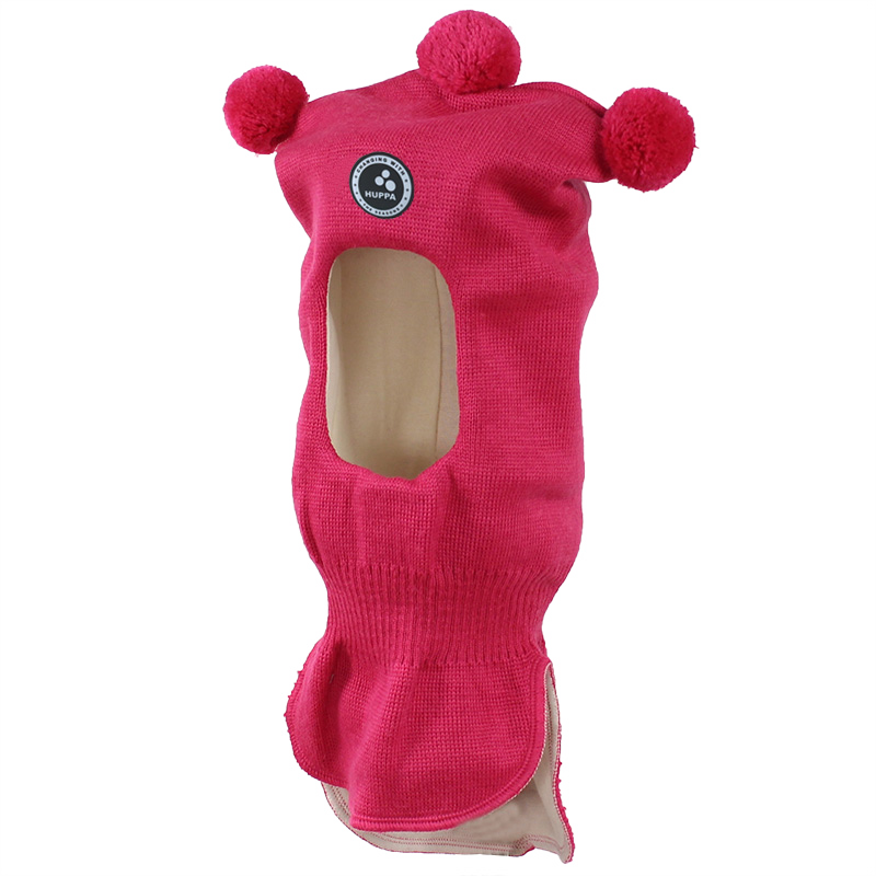 Megzta kepurė-šalmas COCO